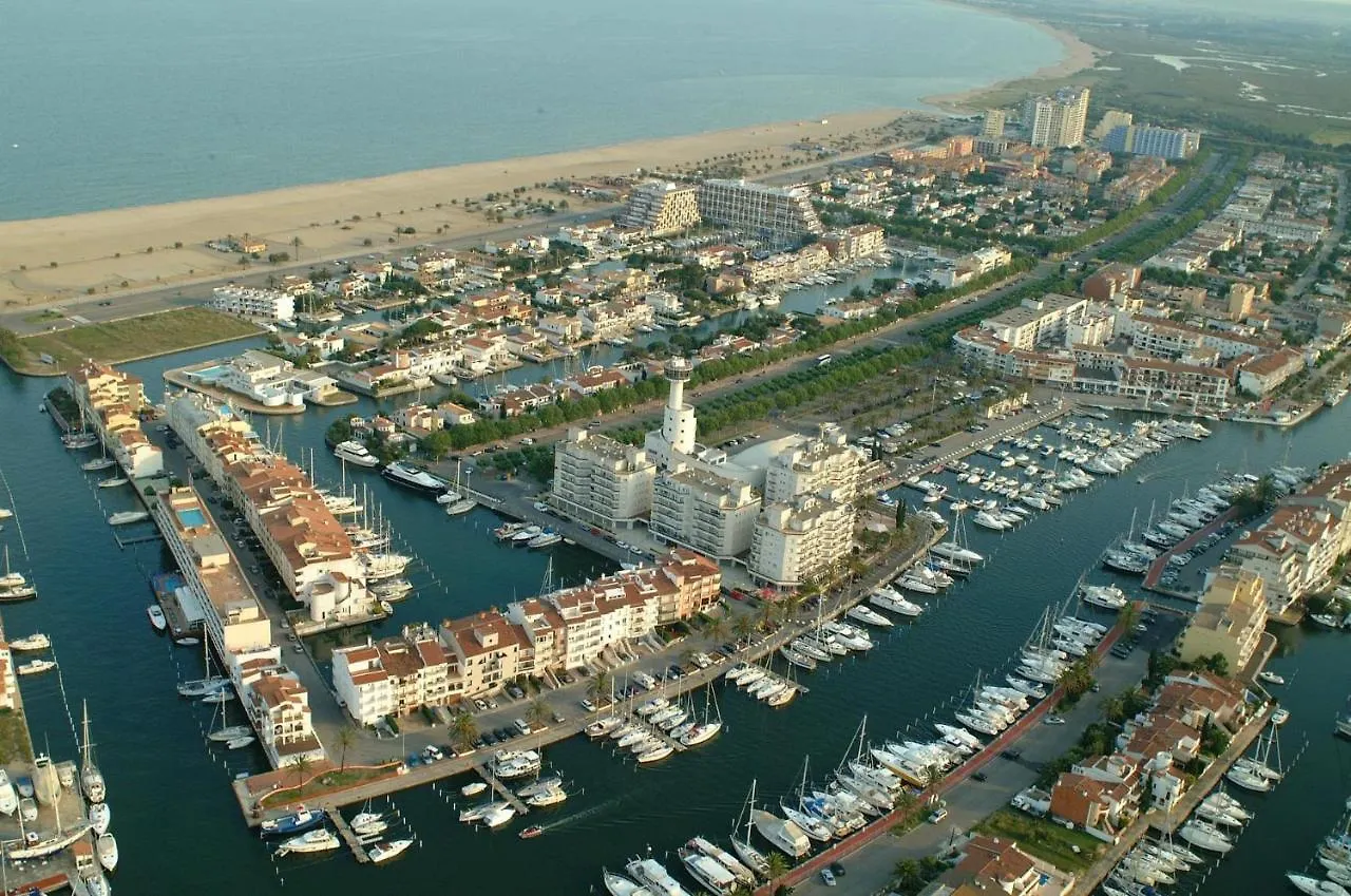 Hotel Castell Blanc Empuriabrava
