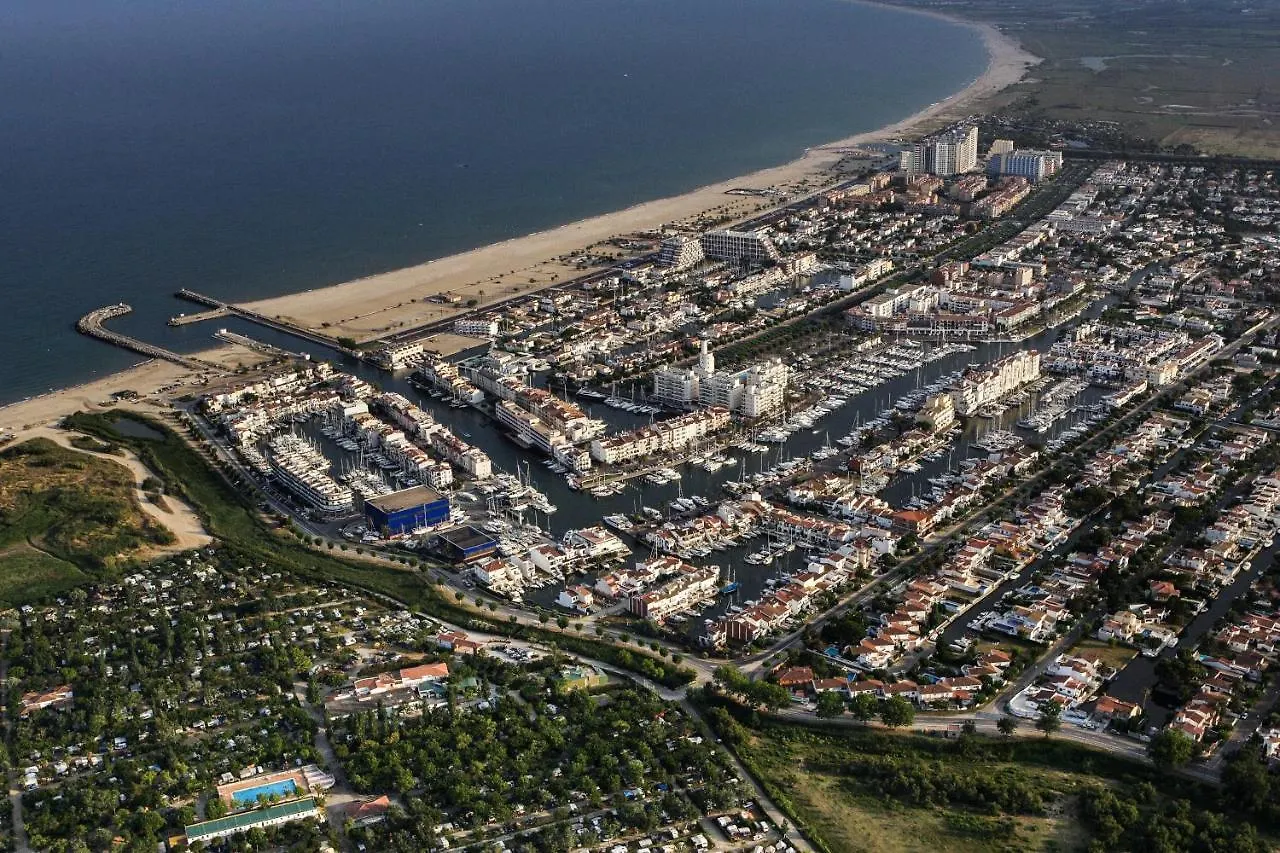 Hotel Castell Blanc Empuriabrava