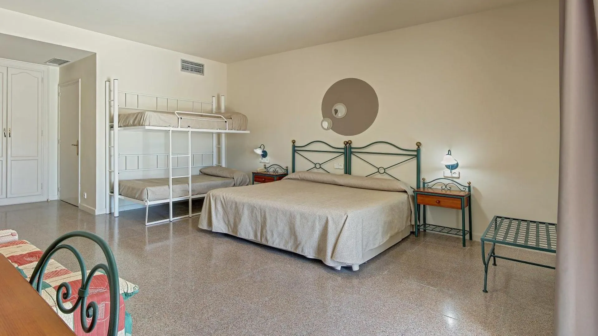 Hotel Castell Blanc Empuriabrava