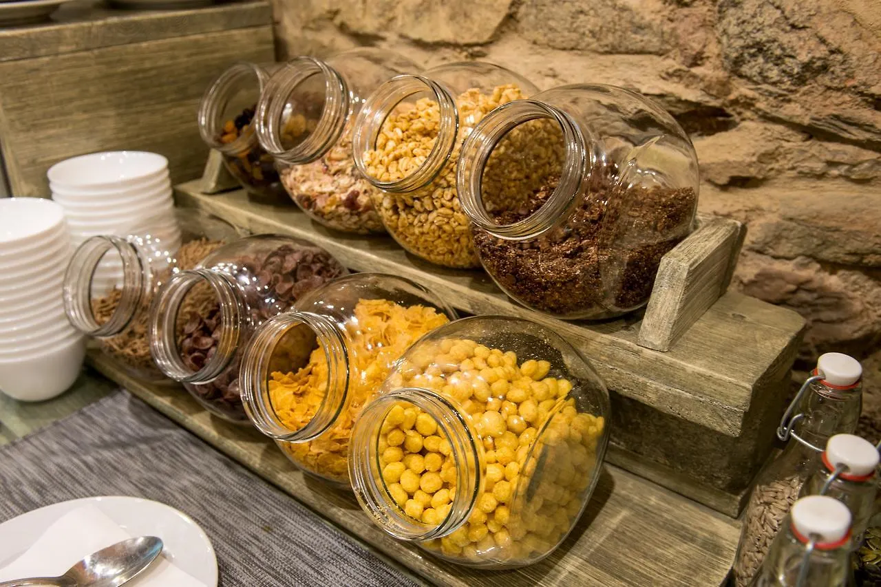Hotel Castell Blanc Empuriabrava